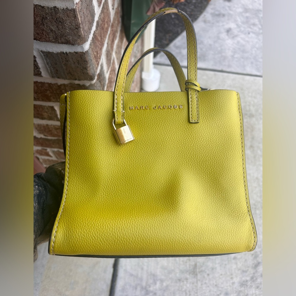 Marc jacobs lime green grind hand bag